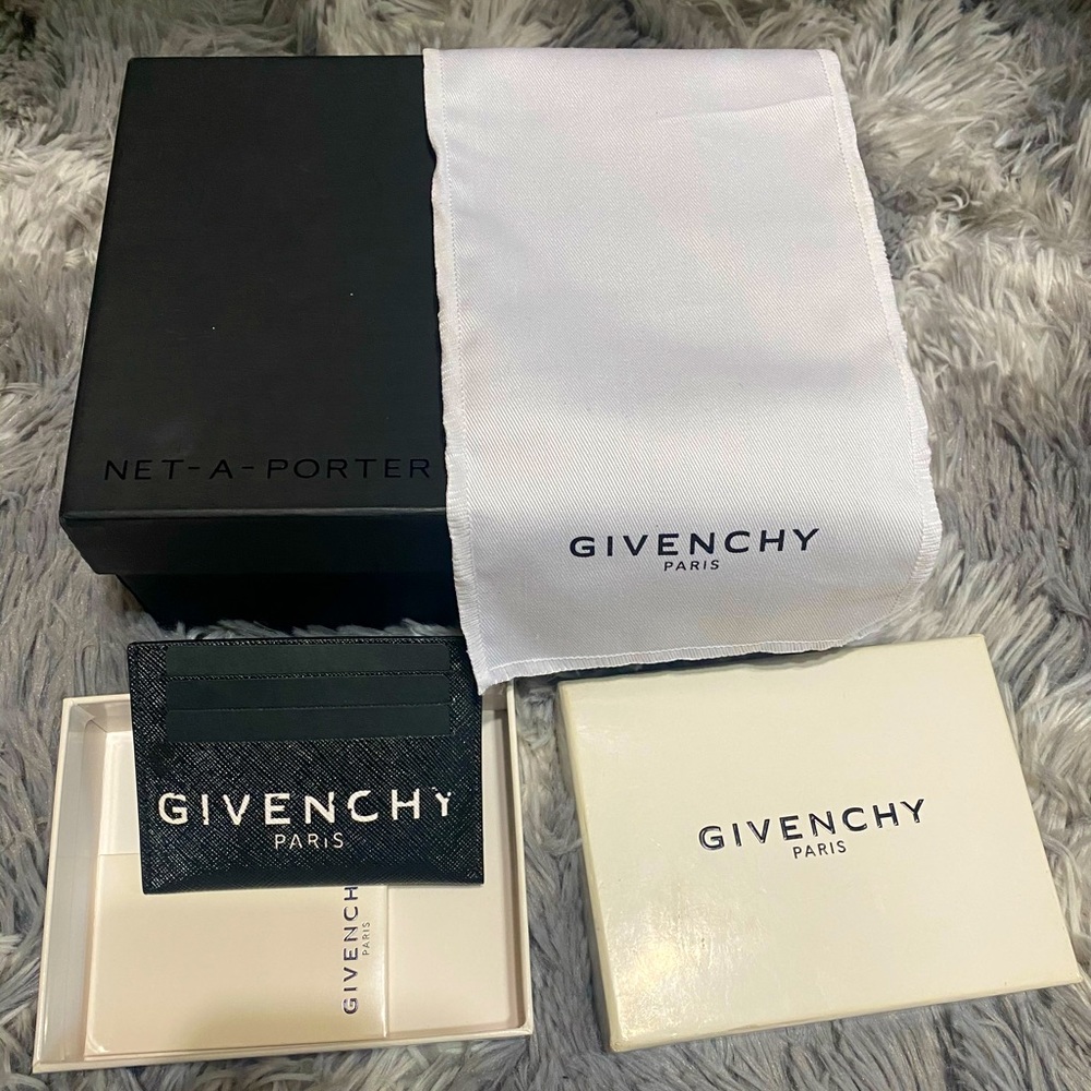 Givenchy  wallet card holder Brand New with box